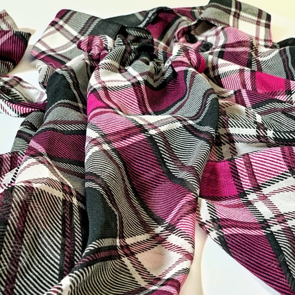 Denny Rose Body Sheer blouse - Picture 5 of 8